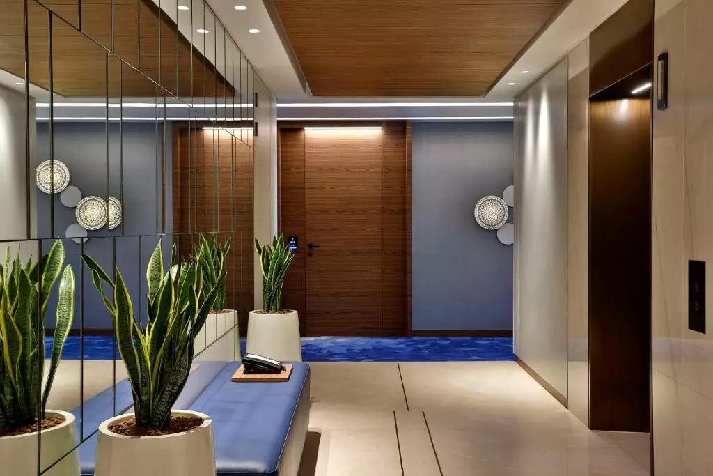 سرویس بهداشتی TUMBI WEST PALM BEACH DUBAI pool